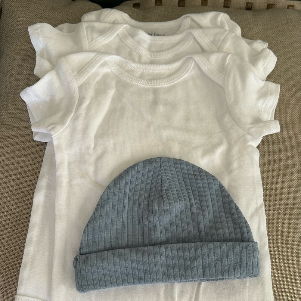Carter’s Onesies (3) 6 months NWOT